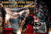 Fotograf&iacute;a de Navidad Shine with me 2024. Estudio de Fotograf&iacute;a Madalina Basarman en Logro&ntilde;o